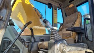 багер гасеничар HYUNDAI ROBEX250NLC-7A се продава слика 7 багер гасеничар HYUNDAI ROBEX250NLC-7A слика 7