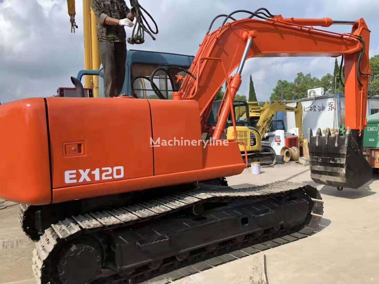 багер гасеничар Hitachi EX120