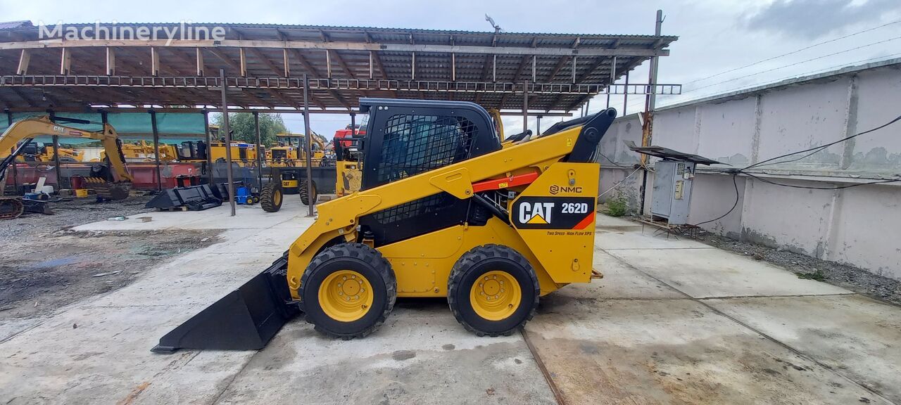 мини натоварувач Caterpillar 262C