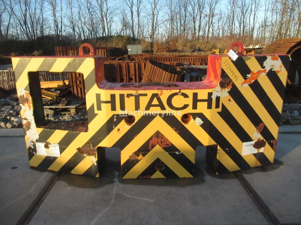 противтежа за багер Hitachi KH125-2