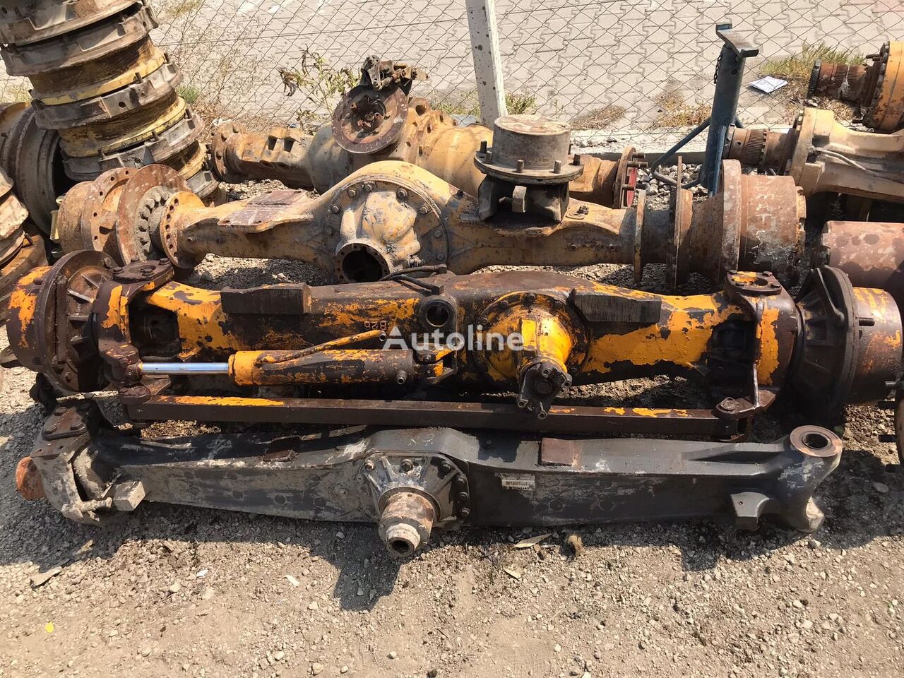оска USED JCB 3CX BACKHOE LOADER DIFFERENTIAL PARTS COVER GEAR за багер-натоварувач JCB 3CX